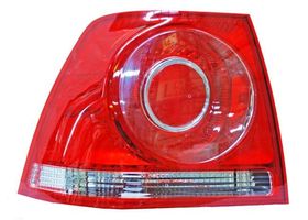 Calavera Exterior Clara Sin Arnés Lado Conductor