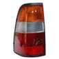 generica-calavera-con-arnes-ambar-roja-blanca-lado-conductor-chevrolet-luv-1997-2001-luv-0