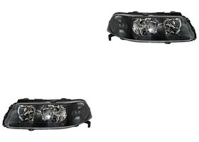 Par De Faros Fondo Negro