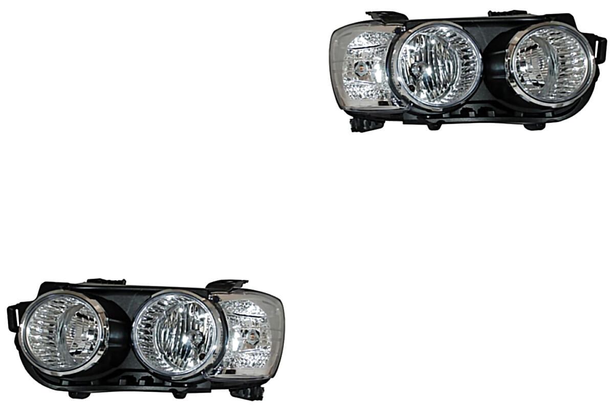 Par De Faros Con Aros Cromados Sin Reflejante