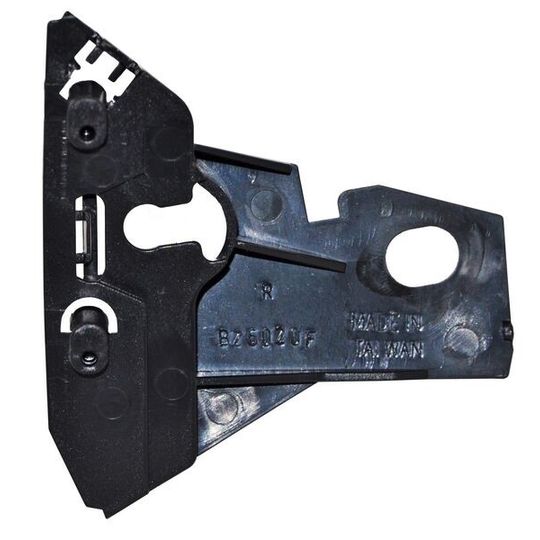 generica-guia-defensa-delantera-lado-pasajero-mercedes-benz-sprinter-2007-2013-sprinter-0