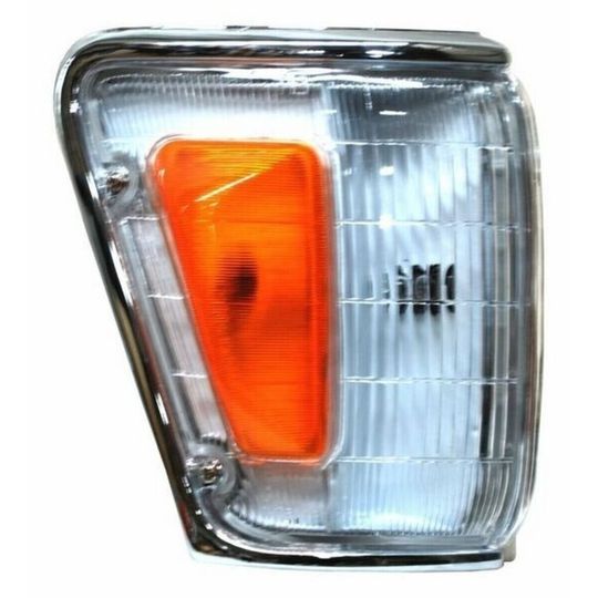 tyc-cuarto-cromado-lado-pasajero-toyota-pickup-1989-1995-pickup-0