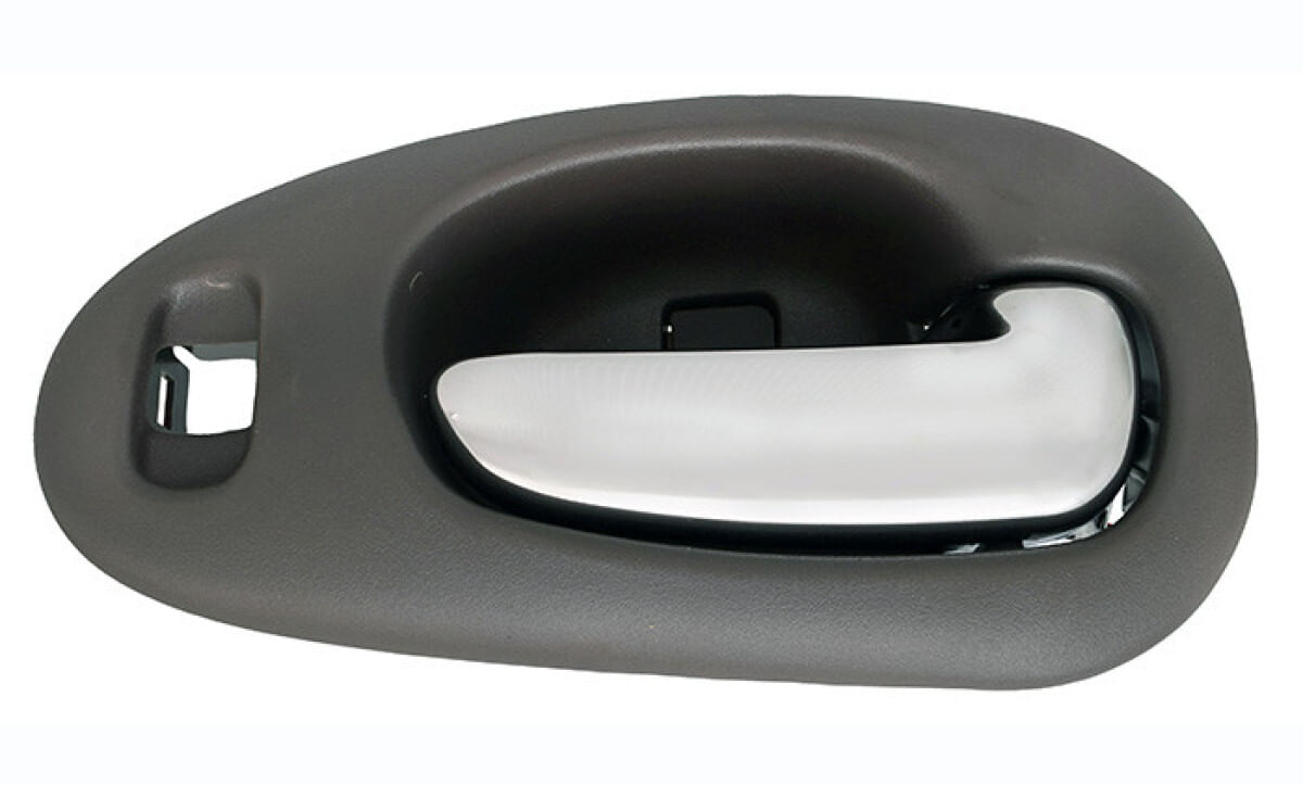 Manija Puerta Interior Delantera Gris/Cromado Con Hoyo Para Seguro Lado Pasajero