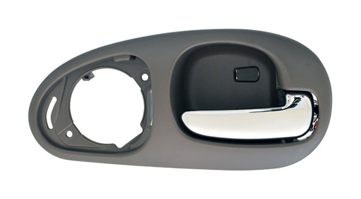 Manija Puerta Interior Trasera Gris/Cromado Con Hoyo Para Bocina Lado Pasajero