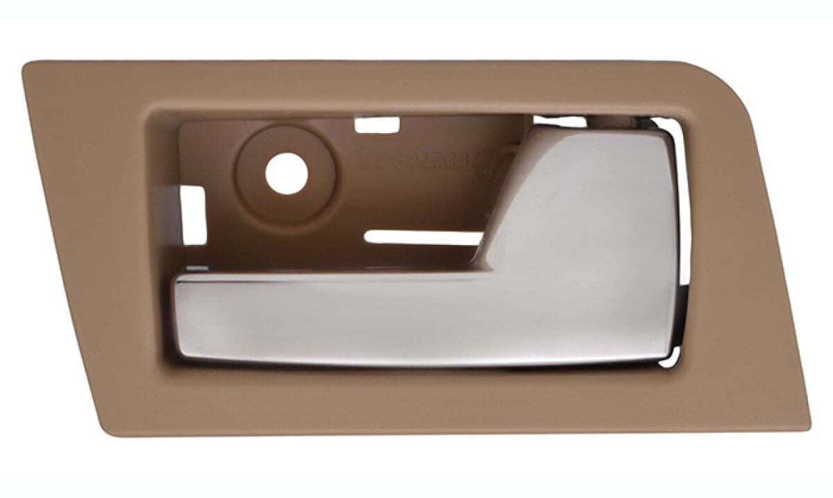 Manija Puerta Interior Trasera Beige/Cromado Lado Pasajero