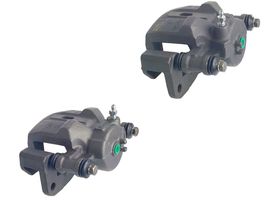 Par De Calipers De Freno Con Soporte Delanteros
