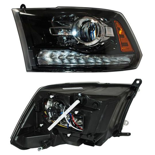 tyc-faro-fondo-negro-con-luz-de-dia-lado-conductor-dodge-universal-2016-2017-pickup-0