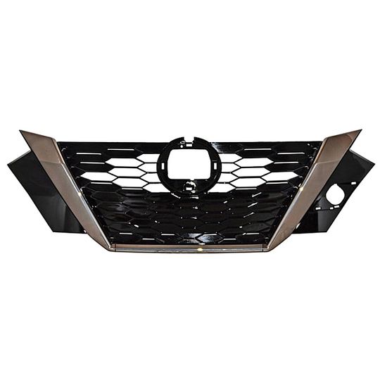 generica-parrilla-con-hoyo-para-camara-humo-c-mold-crom-nissan-sentra-2020-2022-sentra-0