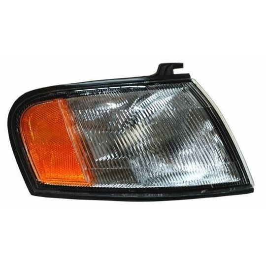 tyc-cuarto-punta-lado-pasajero-nissan-sentra-1996-1999-sentra-0