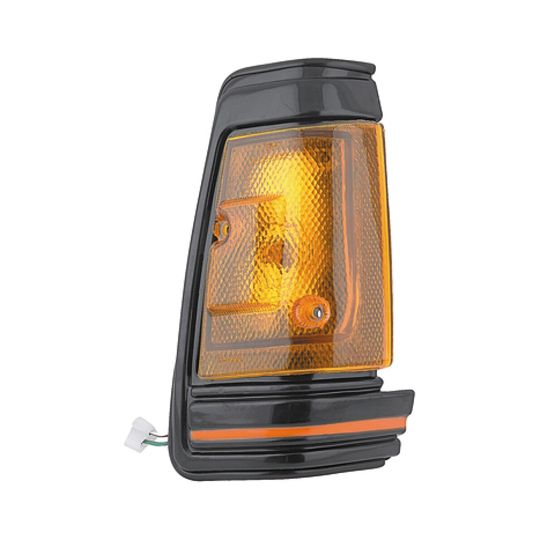 depo-cuarto-punta-delantero-con-franja-lado-pasajero-nissan-720-1992-1993-720-0
