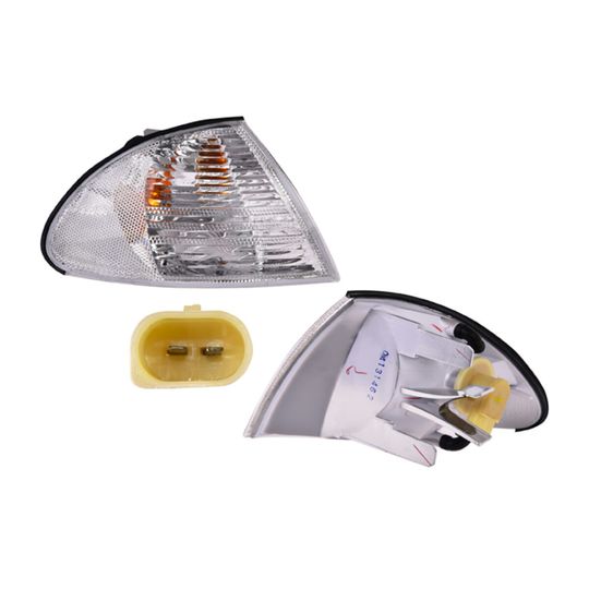 depo-cuarto-punta-delantero-blanco-lado-pasajero-bmw-serie-3-1999-318is-0