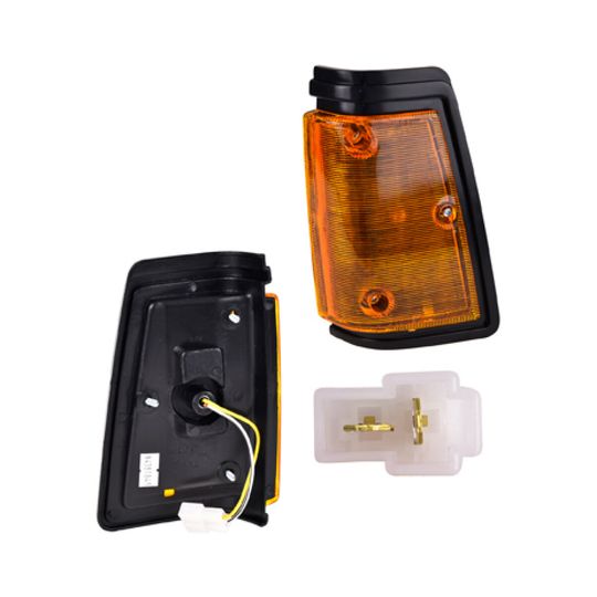 depo-cuarto-punta-delantero-filo-negro-lado-conductor-nissan-720-1981-1991-720-0
