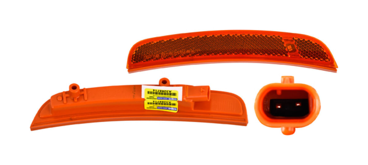 Cuarto Delantero Lateral Con Leds Lado Conductor