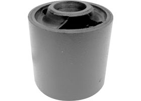 Buje Horquilla Delantera Inferior Lado Conductor O Pasajero