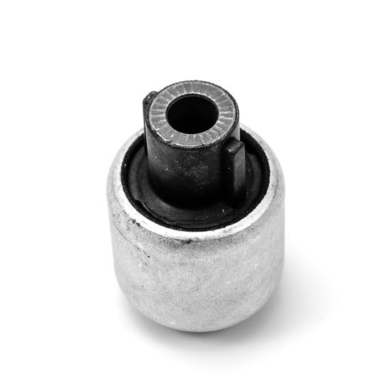 buje-inferior-chico-para-bmw-serie-1--e87--del-2005-al-2013-170034-1063052-buje-chico-para-bmw-serie-3-2005-2013-syd-1402007 buje-inferior-chico-para-bmw-serie-1--e87--del-2005-al-2013-170034-1063052-buje-chico-para-bmw-serie-3-2005-2013-syd-1402007