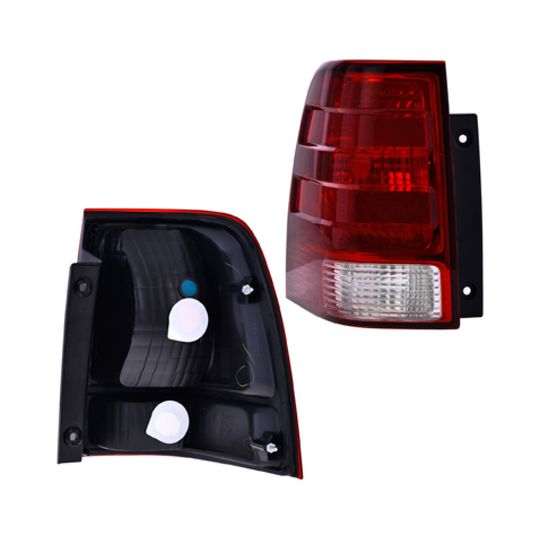 depo-calavera-sin-foco-lado-conductor-ford-expedition-2003-2006-expedition-0