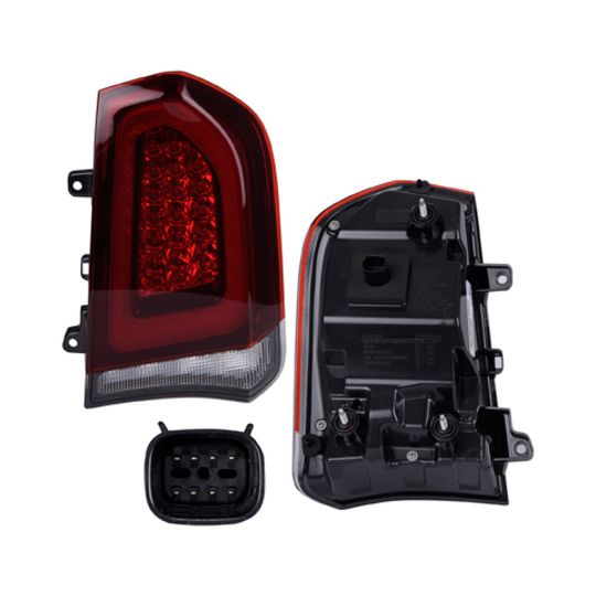 depo-calavera-roja-obscura-con-leds-lado-pasajero-chrysler-300-2015-2020-300-0