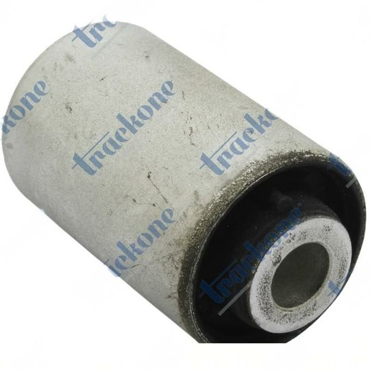 trackone-buje-horquilla-delantera-inferior-medio-lado-conductor-o-pasajero-volkswagen-amarok-2011-2023-amarok-0