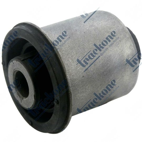trackone-buje-horquilla-trasera-inferior-lado-conductor-o-pasajero-jeep-grand-cherokee-2011-2022-grand-cherokee-0