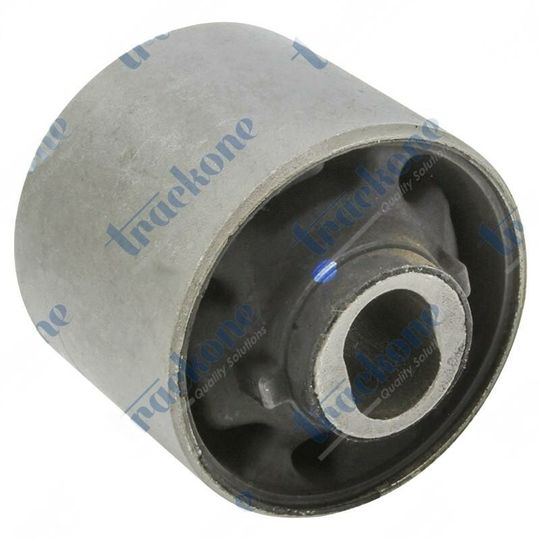 trackone-buje-soporte-de-diferencial-delantero-nissan-armada-2005-2015-armada-0