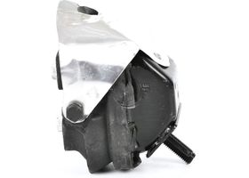 Soporte Motor Hidráulico Frontal Lado Pasajero