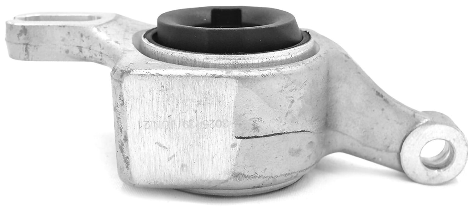 Buje Horquilla Delantera Inferior Grande Con Soporte Lado Conductor