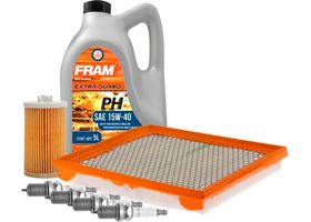 Kit De Afinación Con Aceite 15W40 Mineral, Bujías Iridio Y 2 Filtros (7 Piezas)