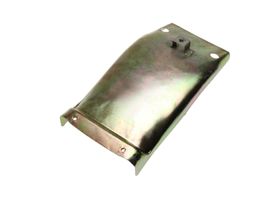 Base Soporte De Salpicadera Delantera