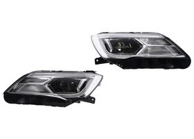 Par De Faros Delanteros Para Foco Halógeno Sin Foco