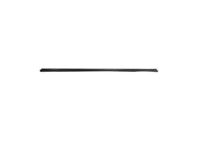 Moldura Para Botagua Delantera Exterior Negra Lado Conductor