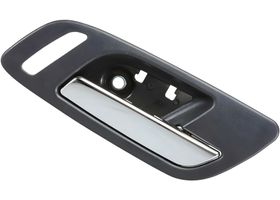 Manija Puerta Interior Delantera Negro/Cromado Con Hoyo Para Seguro Lado Pasajero