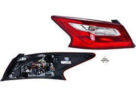 Calavera Exterior Clara Lado Conductor