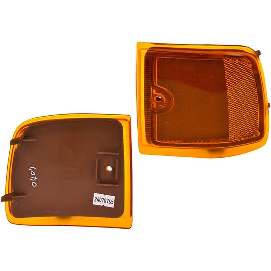depo-cuarto-punta-delantero-superior-sin-foco-lado-conductor-gmc-savana-1996-2002-savana-0