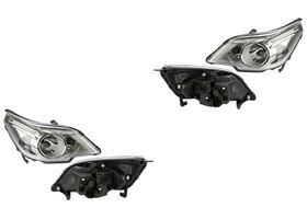Par De Faros Fondo Cromado Para Foco Halógeno Sin Foco