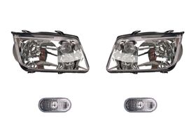 Kit De Faros Con Cuarto Blanco Con Faro Niebla Fondo Cromado Y Cuartos Blanco (4 Piezas)