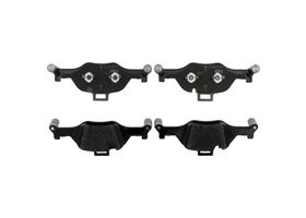 Balatas Bajos Metales Delanteras RWD