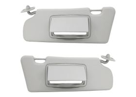 Par De Viseras Grises Claras Vinipiel