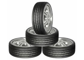 Llanta 275/40R19