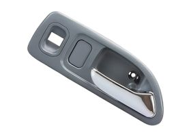 Manija Puerta Interior Delantera Gris Claro/Cromado Con Hoyo Para Seguro Y Cristal Lado Pasajero