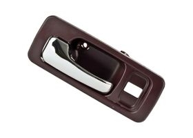 Manija Puerta Interior Delantera Tinto/Cromado Con Hoyo Para Seguro Lado Conductor