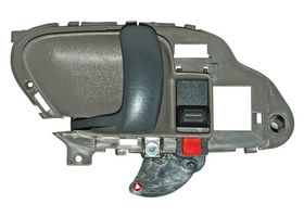 Manija Puerta Interior Gris Lado Conductor