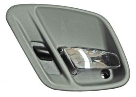 Manija Puerta Interior Delantera O Trasera Gris/Cromo Lado Conductor