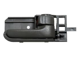 Manija Puerta Interior Gris Lado Conductor