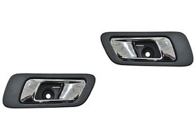 Par De Manijas Puerta Interior Traseras Con Base Negro/Cromo