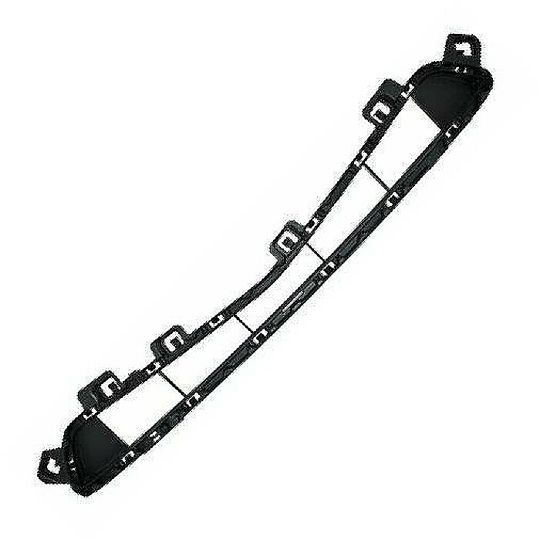 generica-parrilla-de-defensa-central-mazda-2-2015-2018-2-0