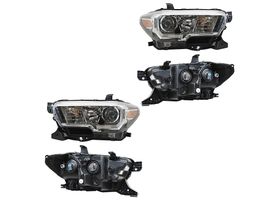 Par De Faros Fondo Negro