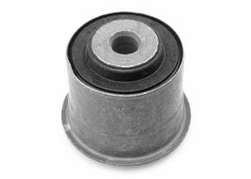 Buje Horquilla Delantera Inferior Lado Conductor O Pasajero