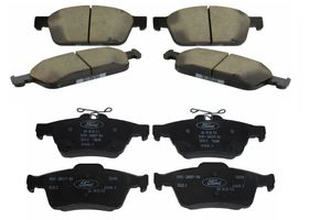 Kit De Balatas De Freno Delanteras Y Traseras - OEM