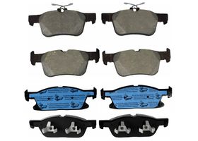 Kit De Balatas De Freno Delanteras Y Traseras - OEM