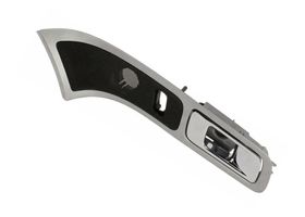 Manija Interior De Puerta Delantera Lado Pasajero - OEM